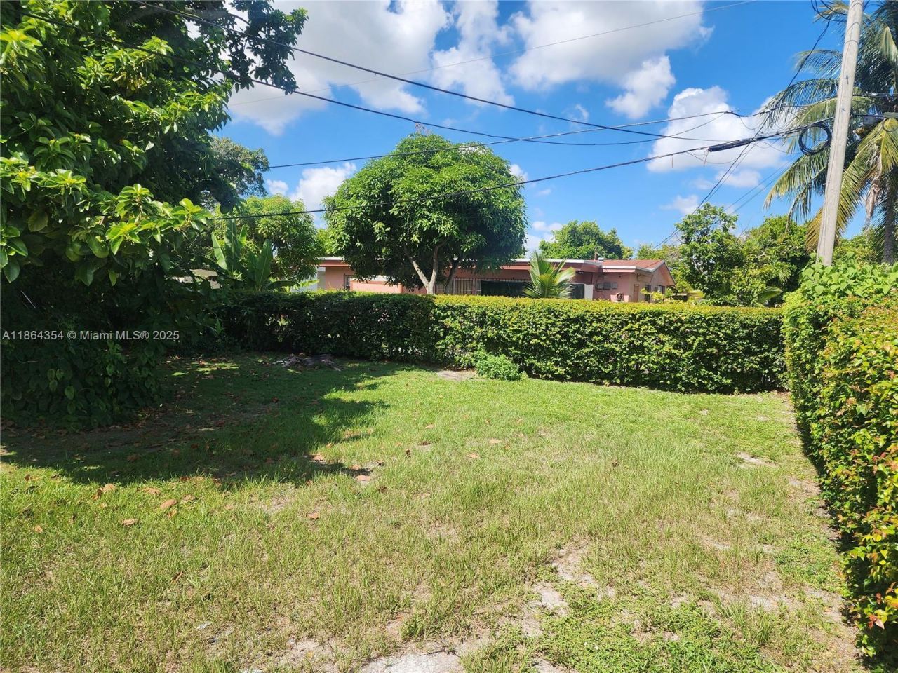 17200 NW 11th Ave, Miami Gardens, FL 33169 Photo