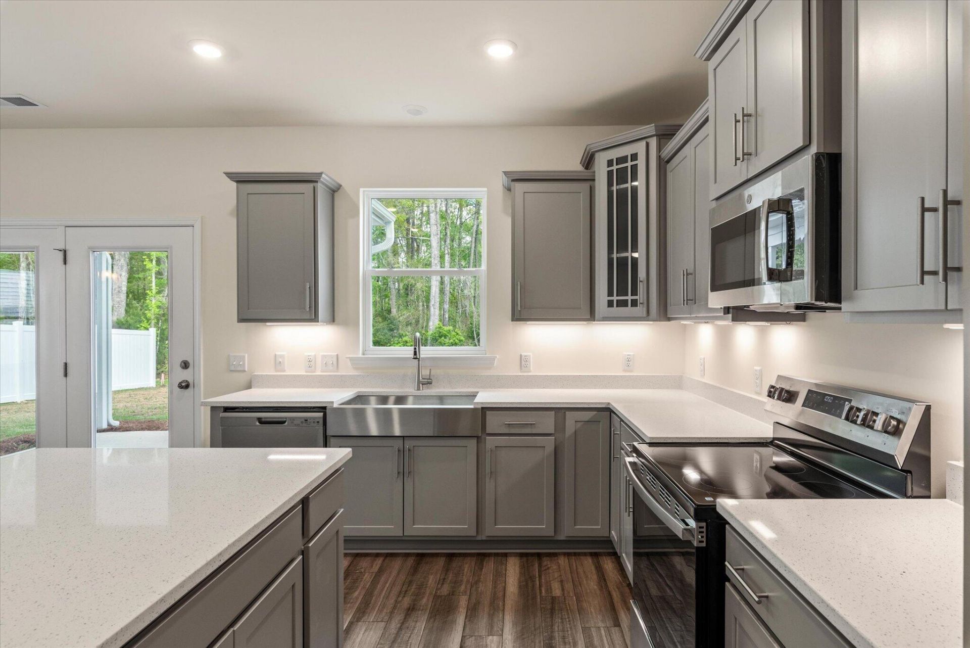 227 Palfrey Drive Photo 14