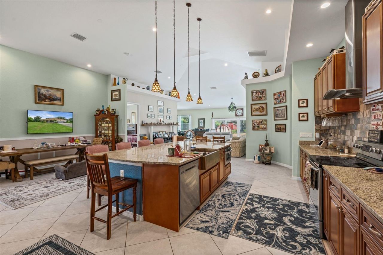 21750 E State Road 64, Bradenton, FL 34212 Photo