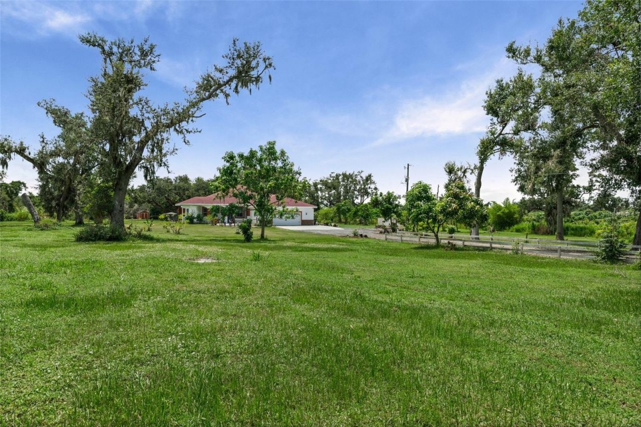 21750 E State Road 64, Bradenton, FL 34212 Photo