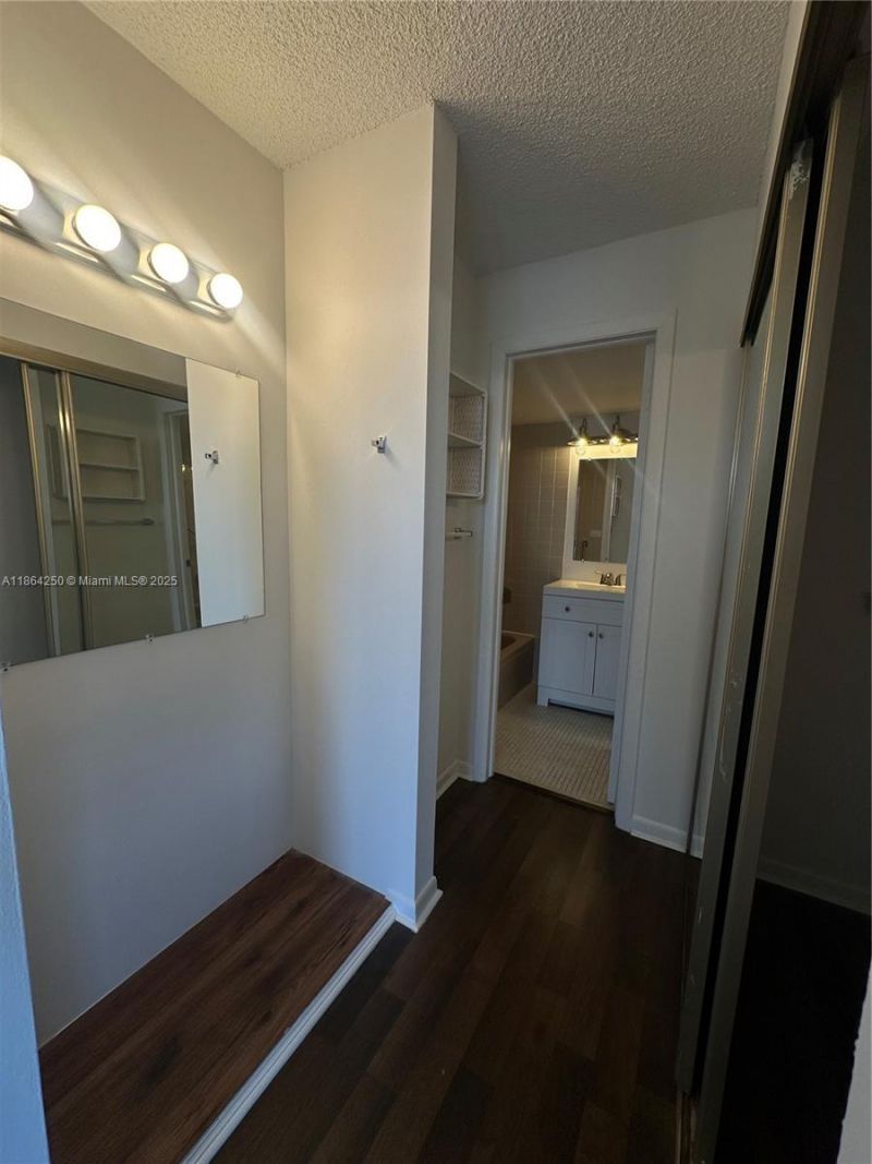 66 Valencia Ave, Unit PH1C, Coral Gables, FL 33134 Photo