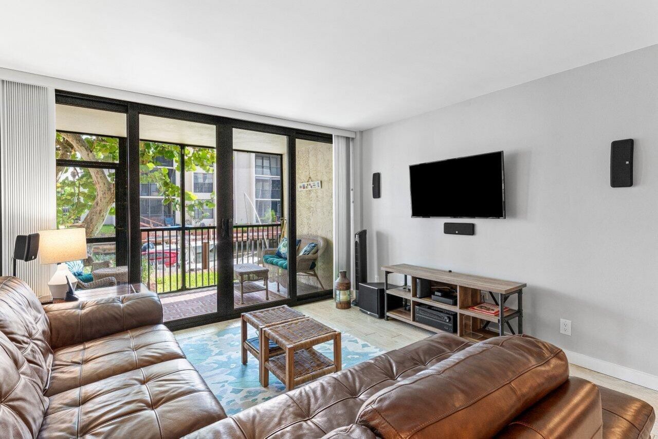 17 Royal Palm Way, Unit 1050, Boca Raton, FL 33432 Photo