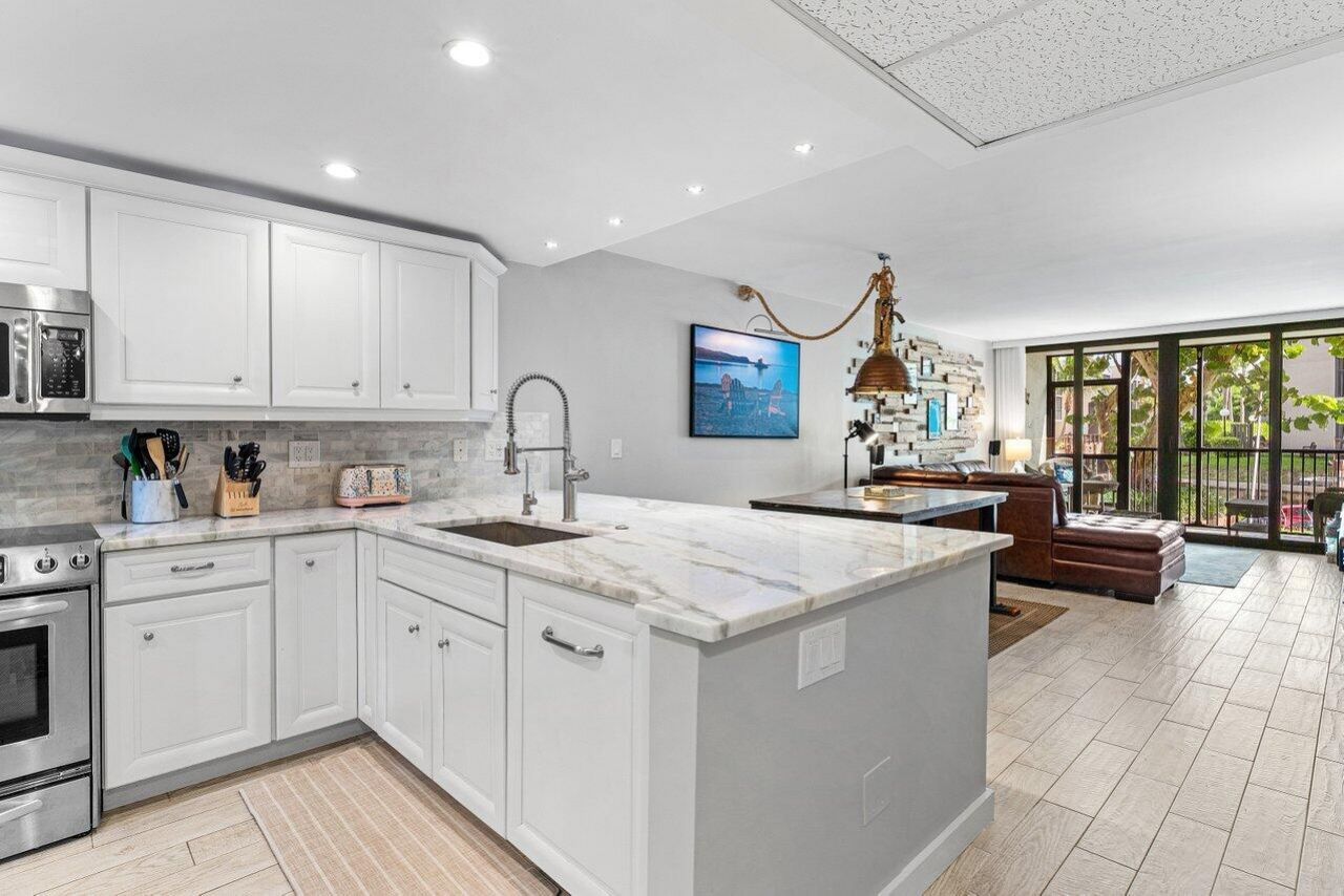 17 Royal Palm Way, Unit 1050, Boca Raton, FL 33432 Photo