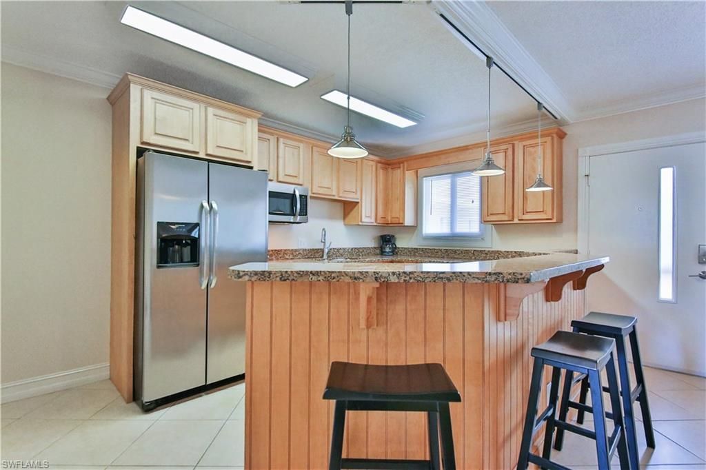 1100 Gulf Shore Blvd N, Unit 207, Naples, FL 34102 Photo