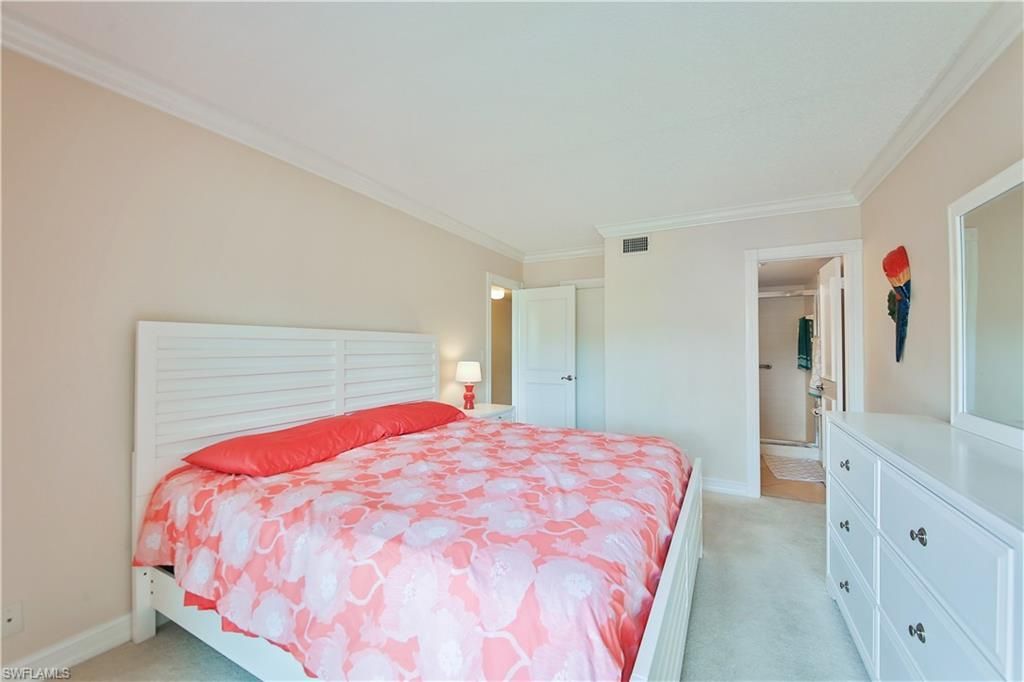 1100 Gulf Shore Blvd N, Unit 207, Naples, FL 34102 Photo