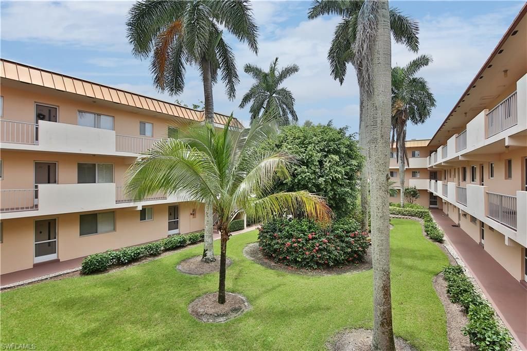 1100 Gulf Shore Blvd N, Unit 207, Naples, FL 34102 Photo