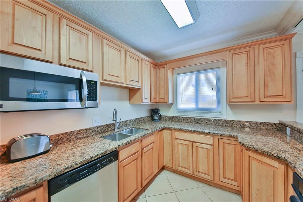 1100 Gulf Shore Blvd N, Unit 207, Naples, FL 34102 Photo