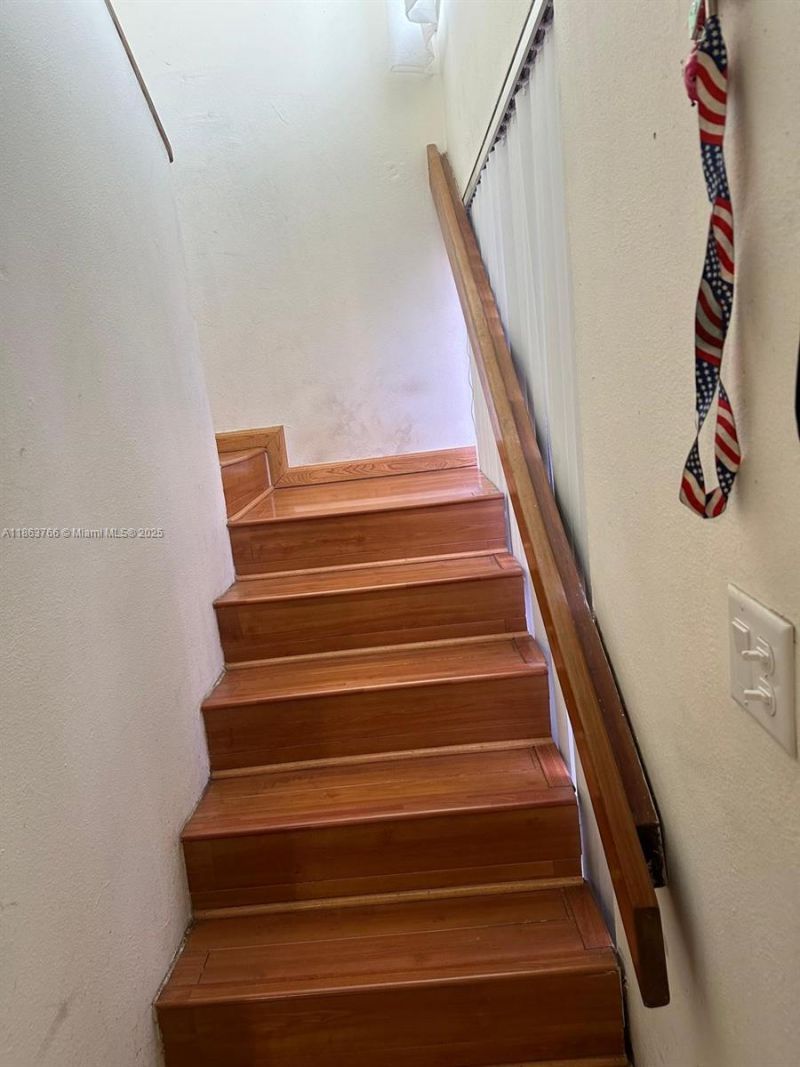 11208 SW 67th Ter, Miami, FL 33173 Photo