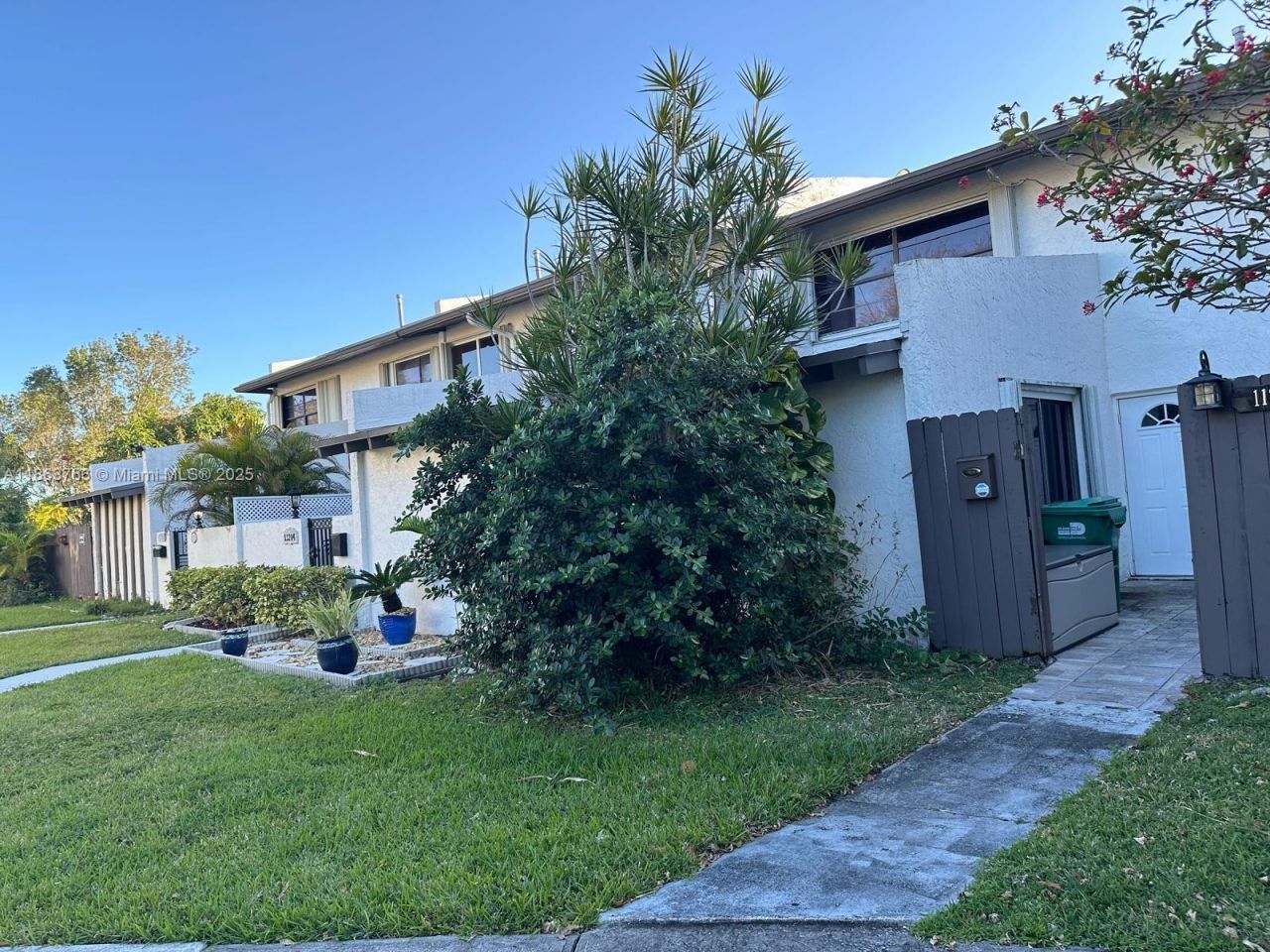 11208 SW 67th Ter, Miami, FL 33173 Photo