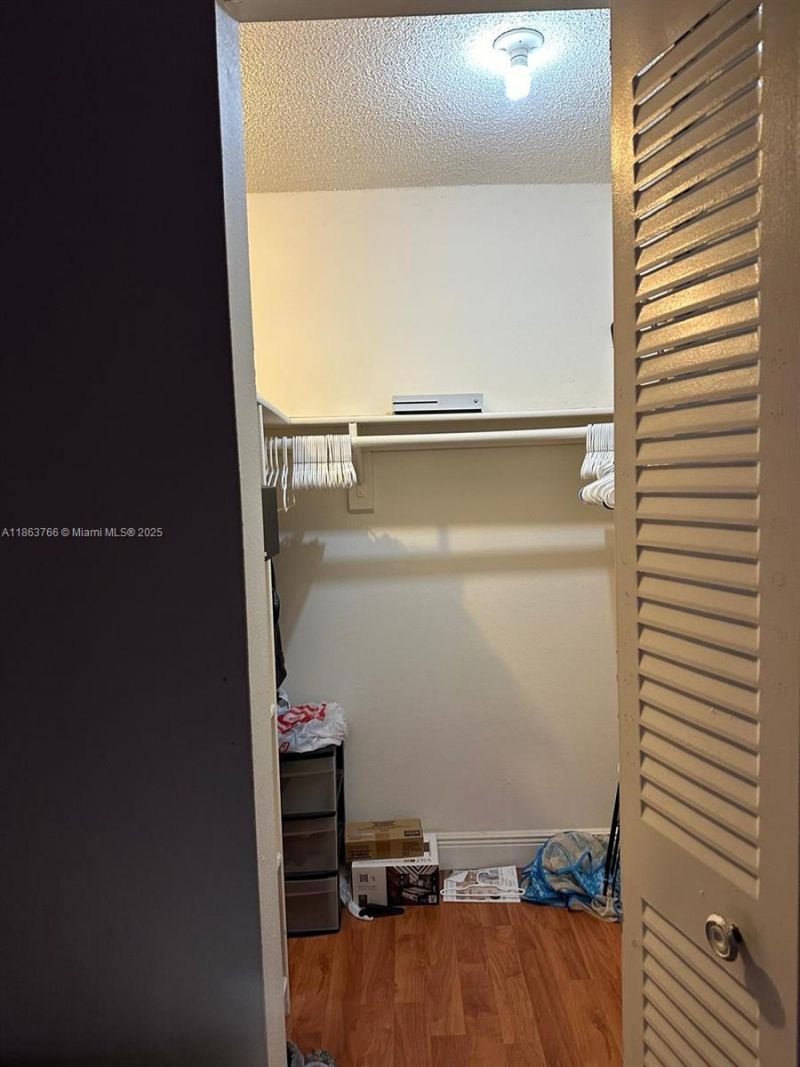 11208 SW 67th Ter, Miami, FL 33173 Photo