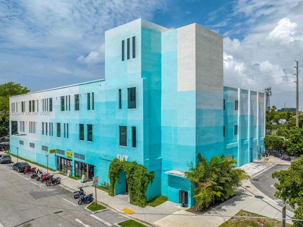 1900 NE Miami Ct, Miami, FL 33132