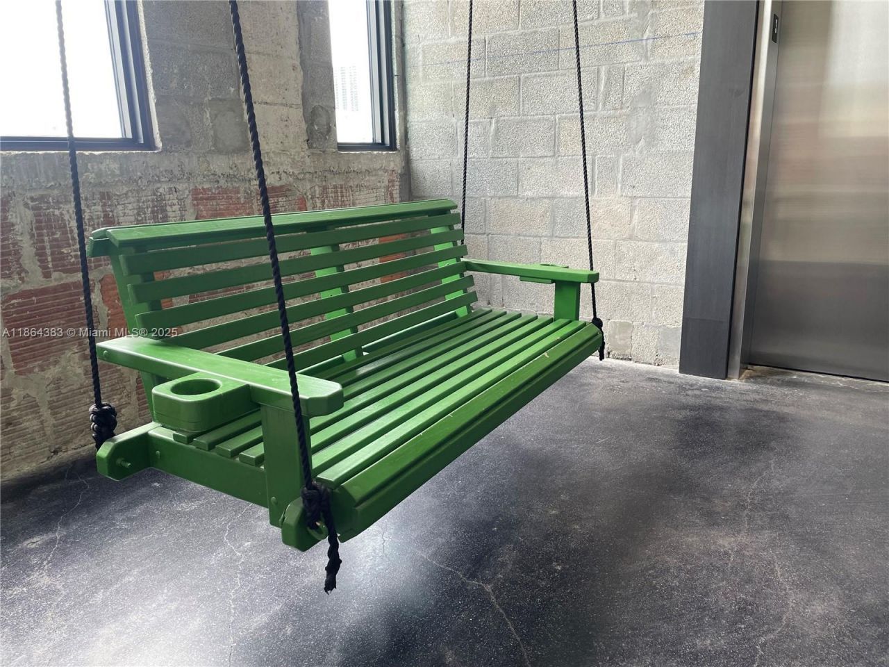 1900 NE Miami Ct, Miami, FL 33132 Photo