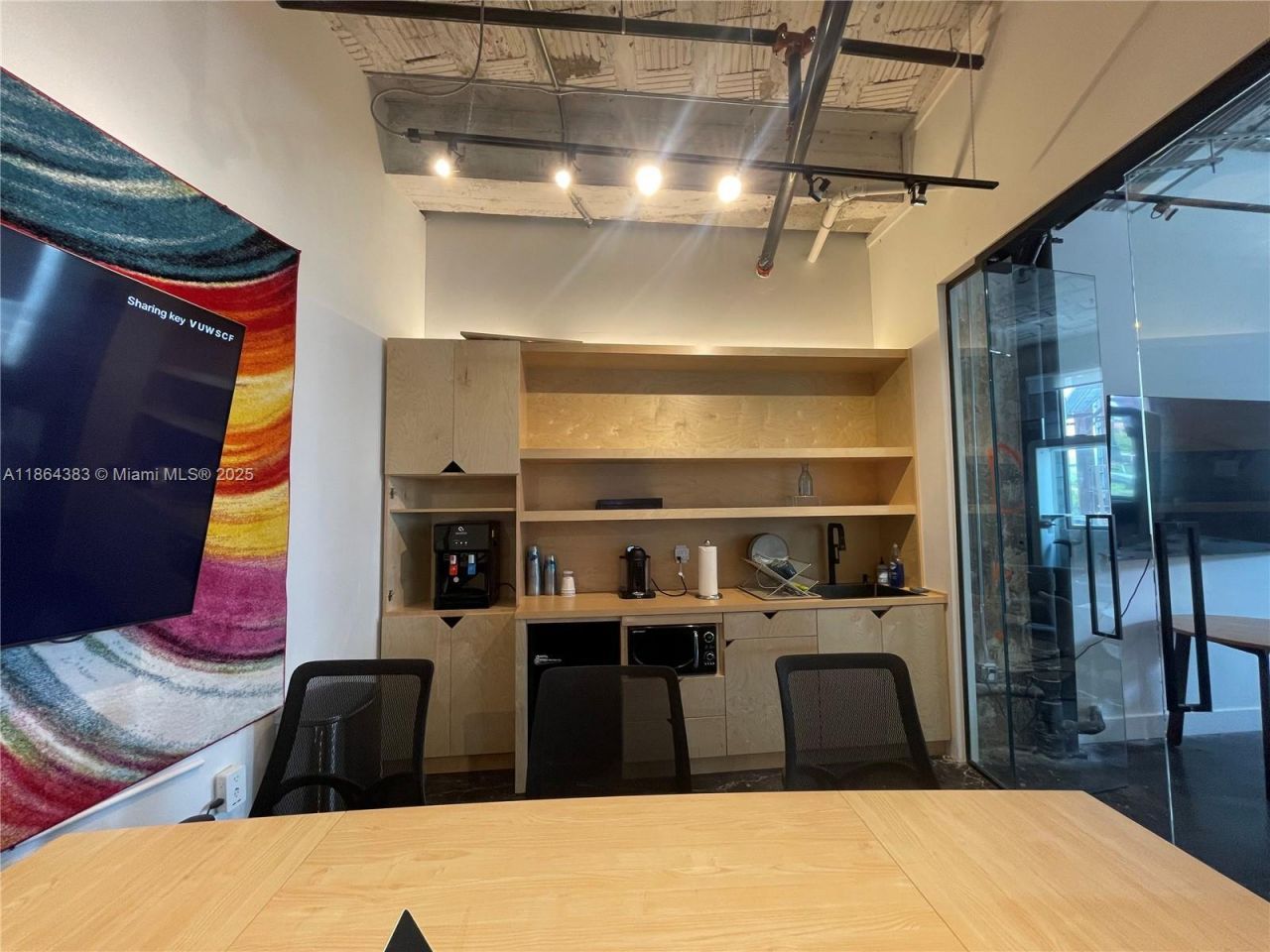 1900 NE Miami Ct, Miami, FL 33132 Photo