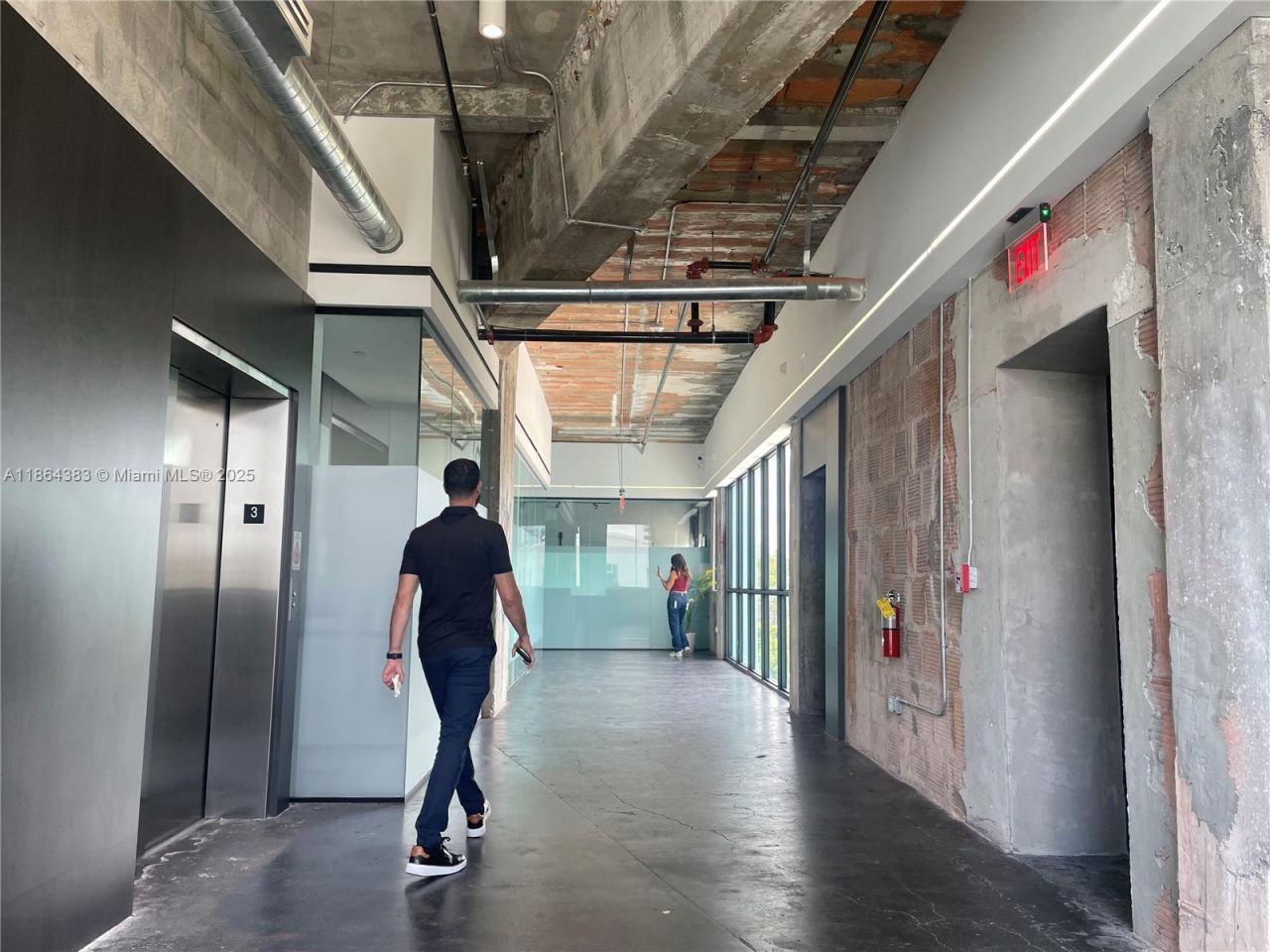 1900 NE Miami Ct, Miami, FL 33132 Photo