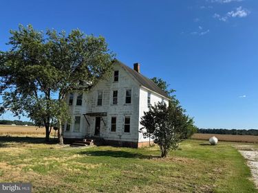 7382 BULLBEGGER ROAD, OAK HALL, VA 23416