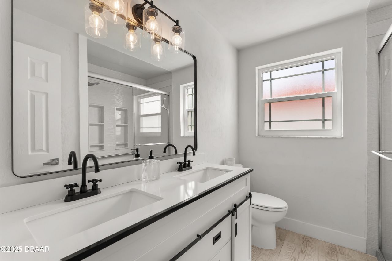 2061 Oriole Lane, South Daytona, FL 32119 Photo