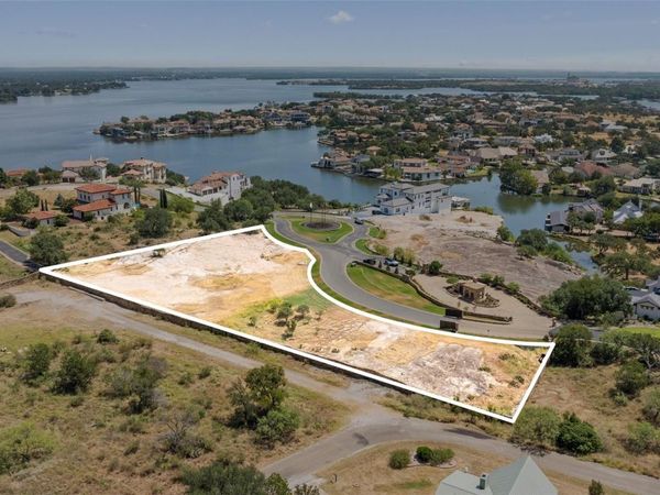 1212 Apache Tears, Horseshoe Bay, TX 78657