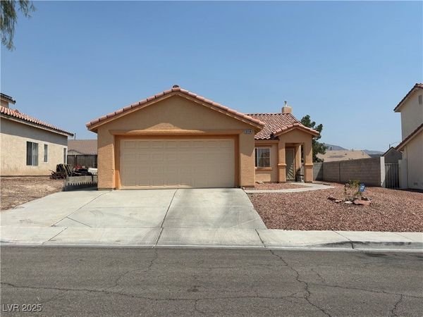 3114 Mastercraft Avenue, North Las Vegas, NV 89031