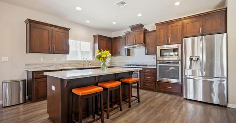 400 Canterbury Ct, Ione, CA 95640 Photo