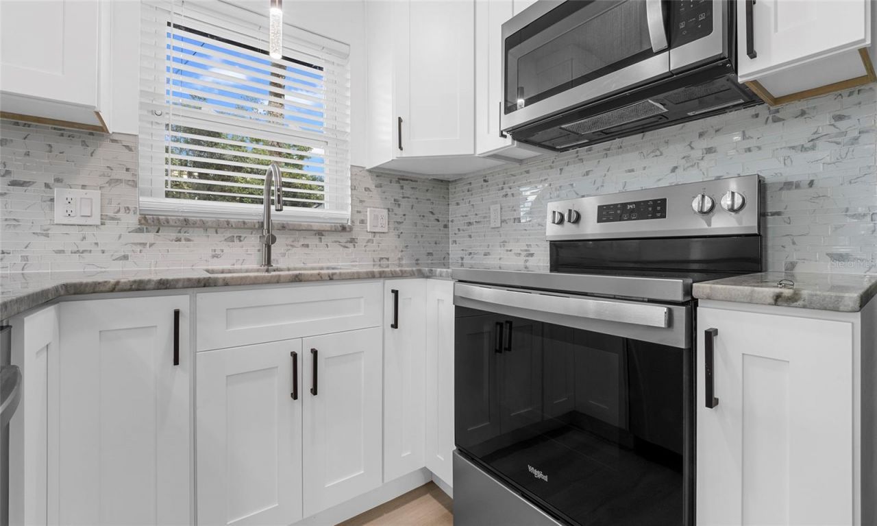 1782 Maryland Avenue Ne, Saint Petersburg, FL 33703 Photo