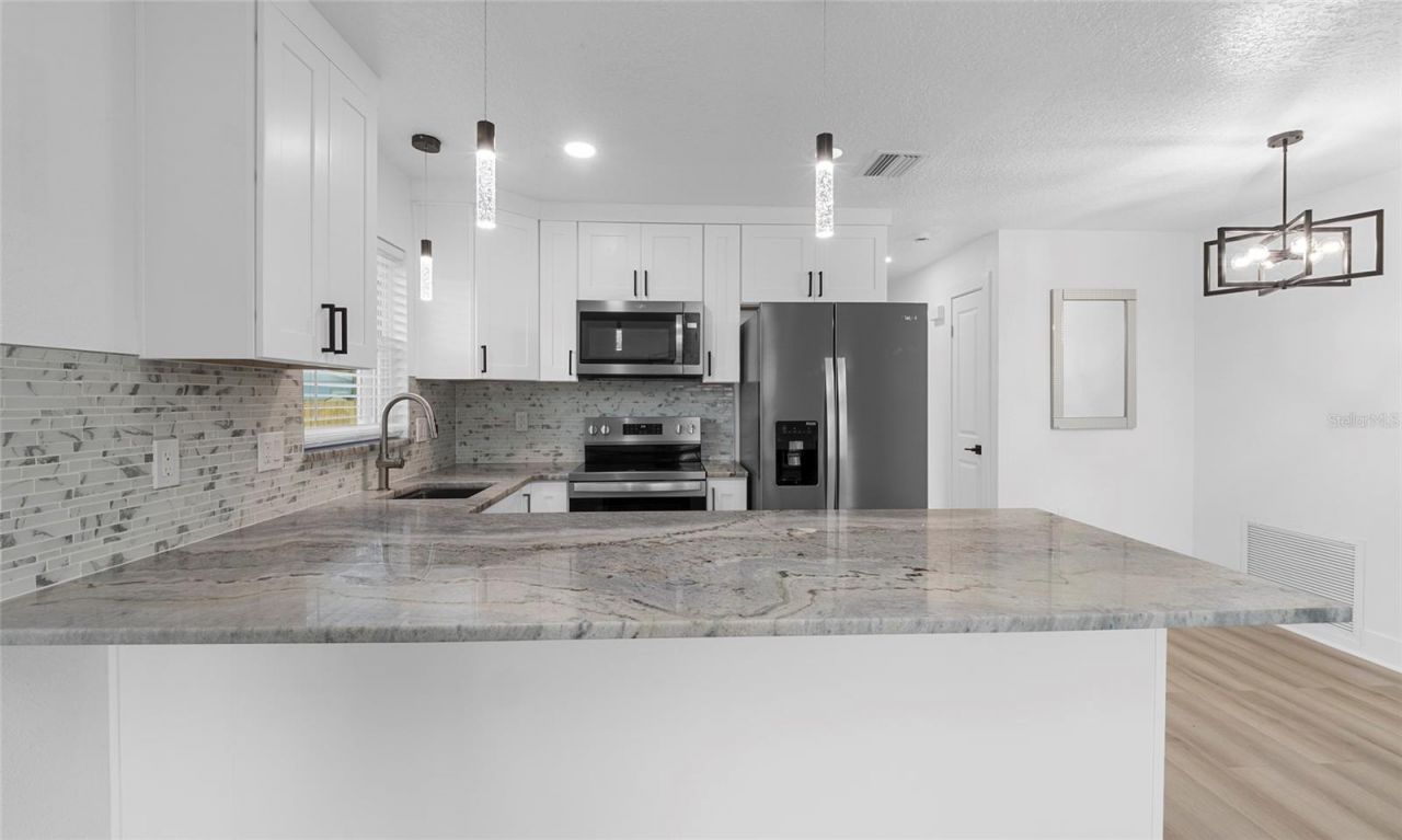 1782 Maryland Avenue Ne, Saint Petersburg, FL 33703 Photo