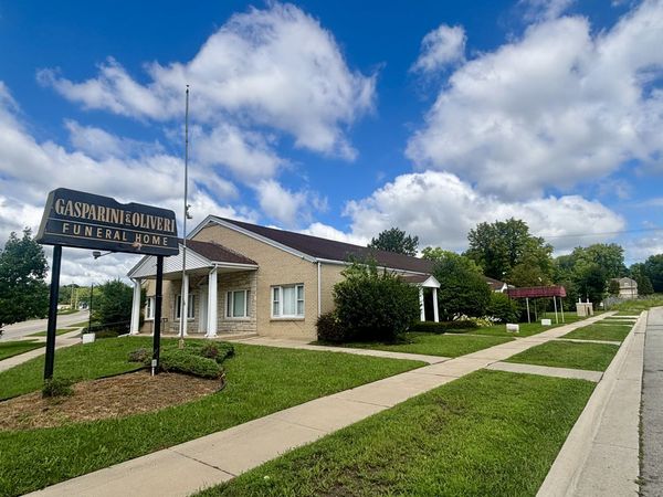 707 Marchesano Dr, Rockford, IL 61102