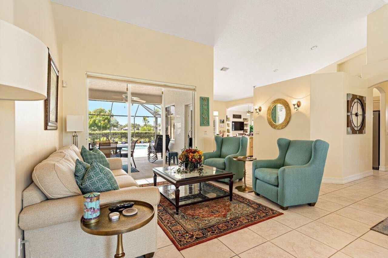 212 SW Whitewood Drive, Port Saint Lucie, FL 34953 Photo