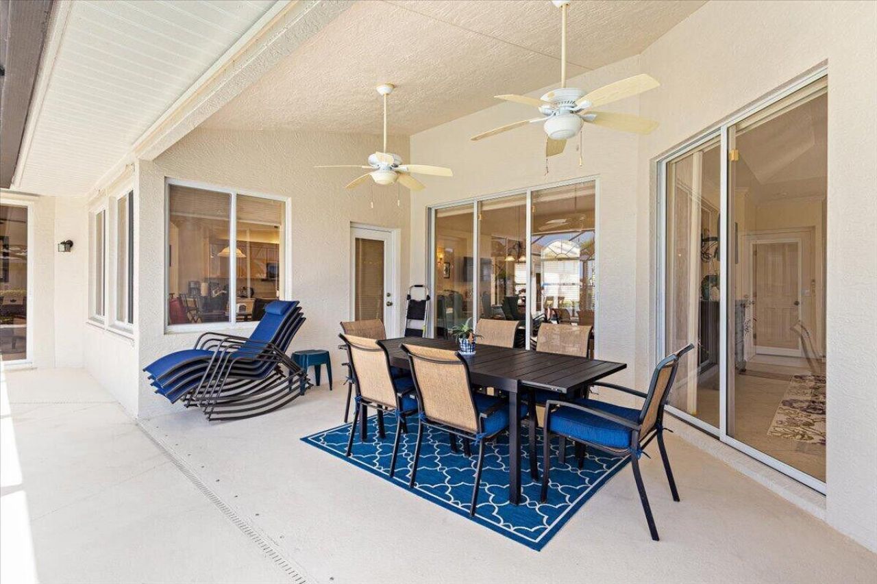 212 SW Whitewood Drive, Port Saint Lucie, FL 34953 Photo