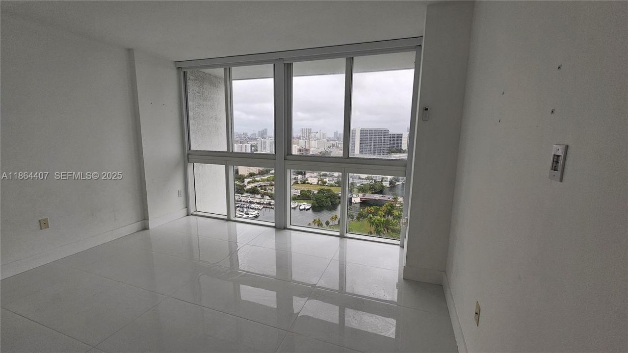 1861 NW North River Dr, Unit 11, Miami, FL 33125 Photo