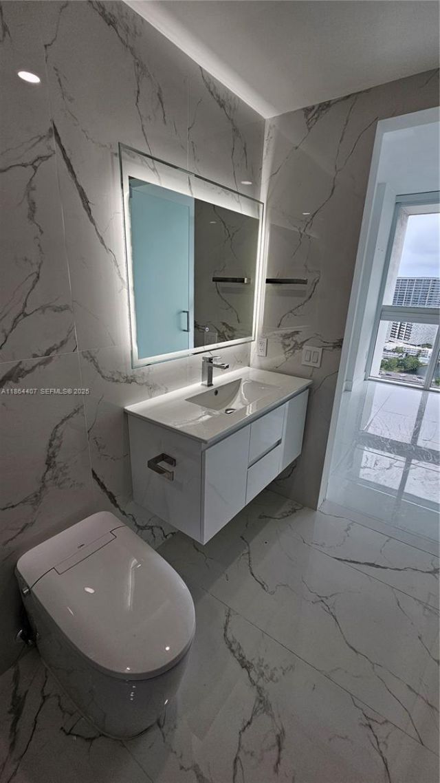 1861 NW North River Dr, Unit 11, Miami, FL 33125 Photo