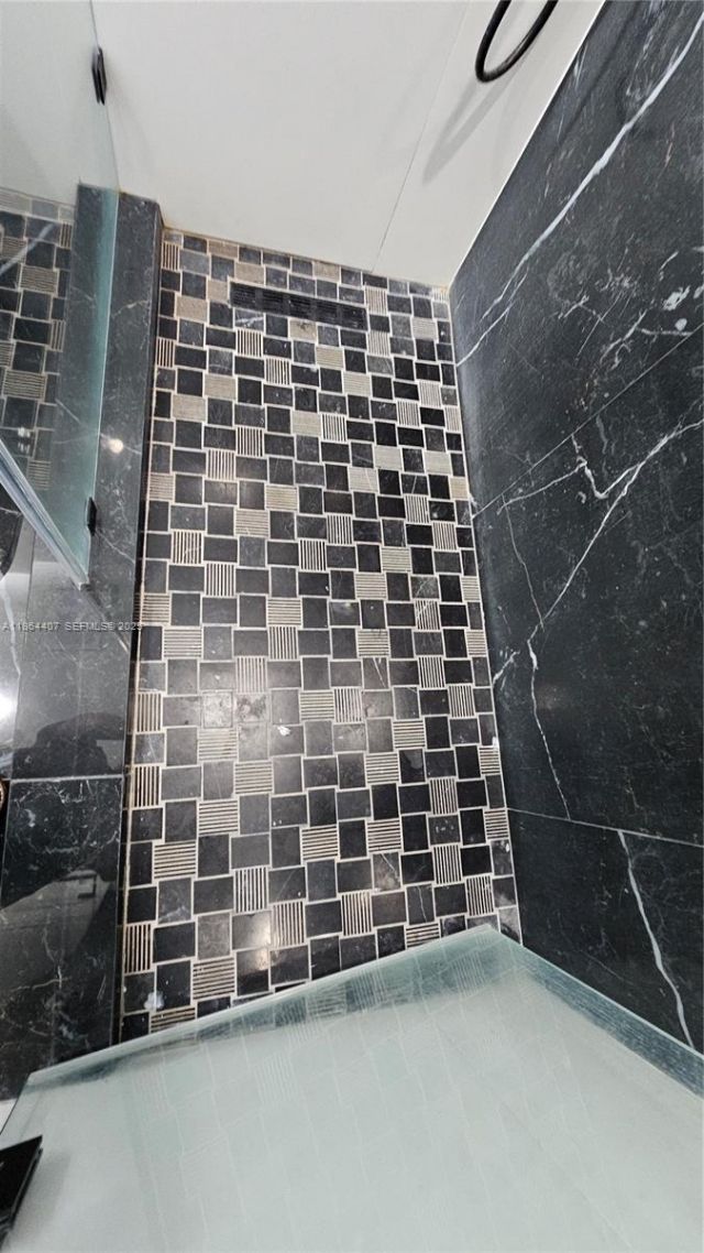 1861 NW North River Dr, Unit 11, Miami, FL 33125 Photo