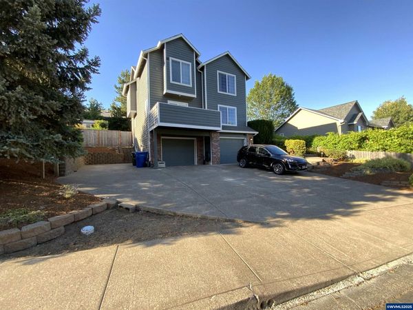 1553 Ammon NW St, Salem, OR 97304