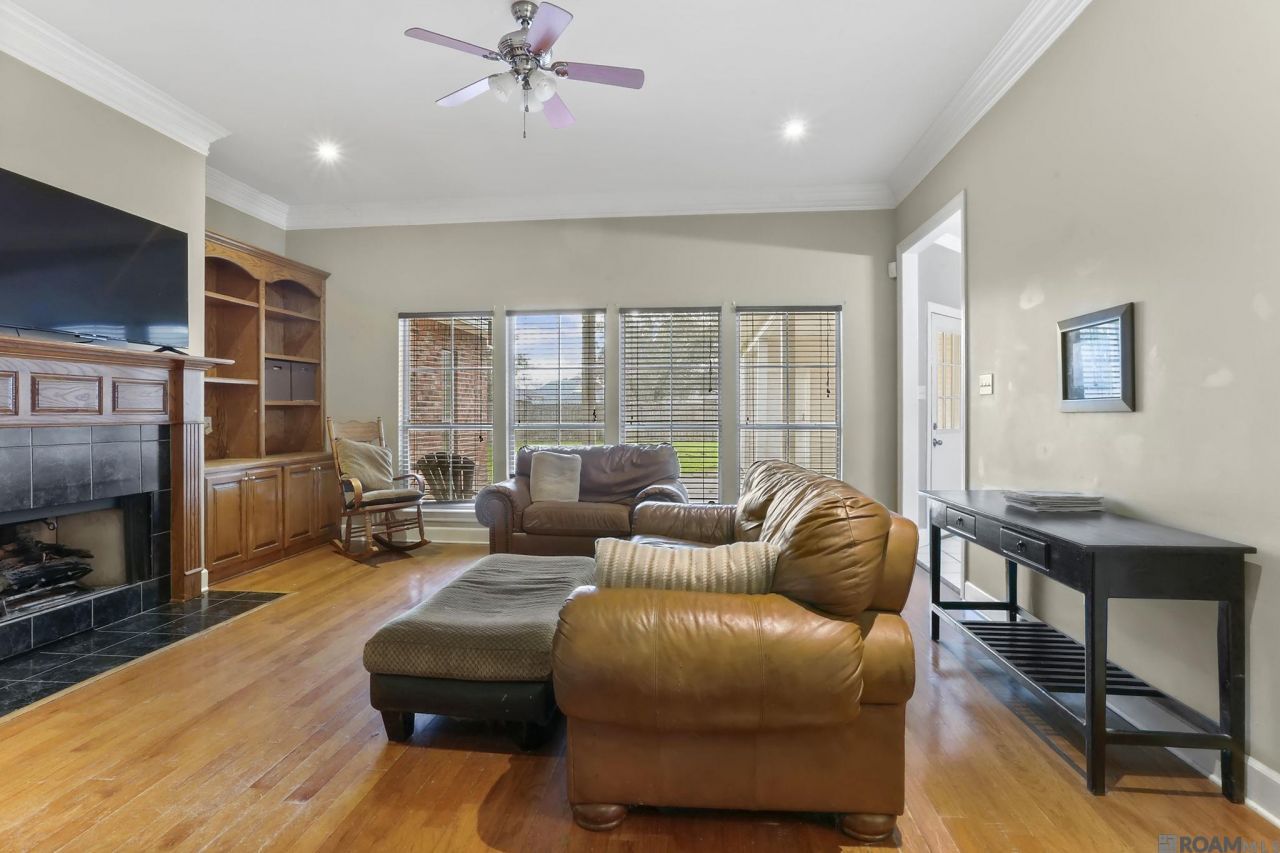 42202 Norwood, Gonzales, LA 70737 Main Photo