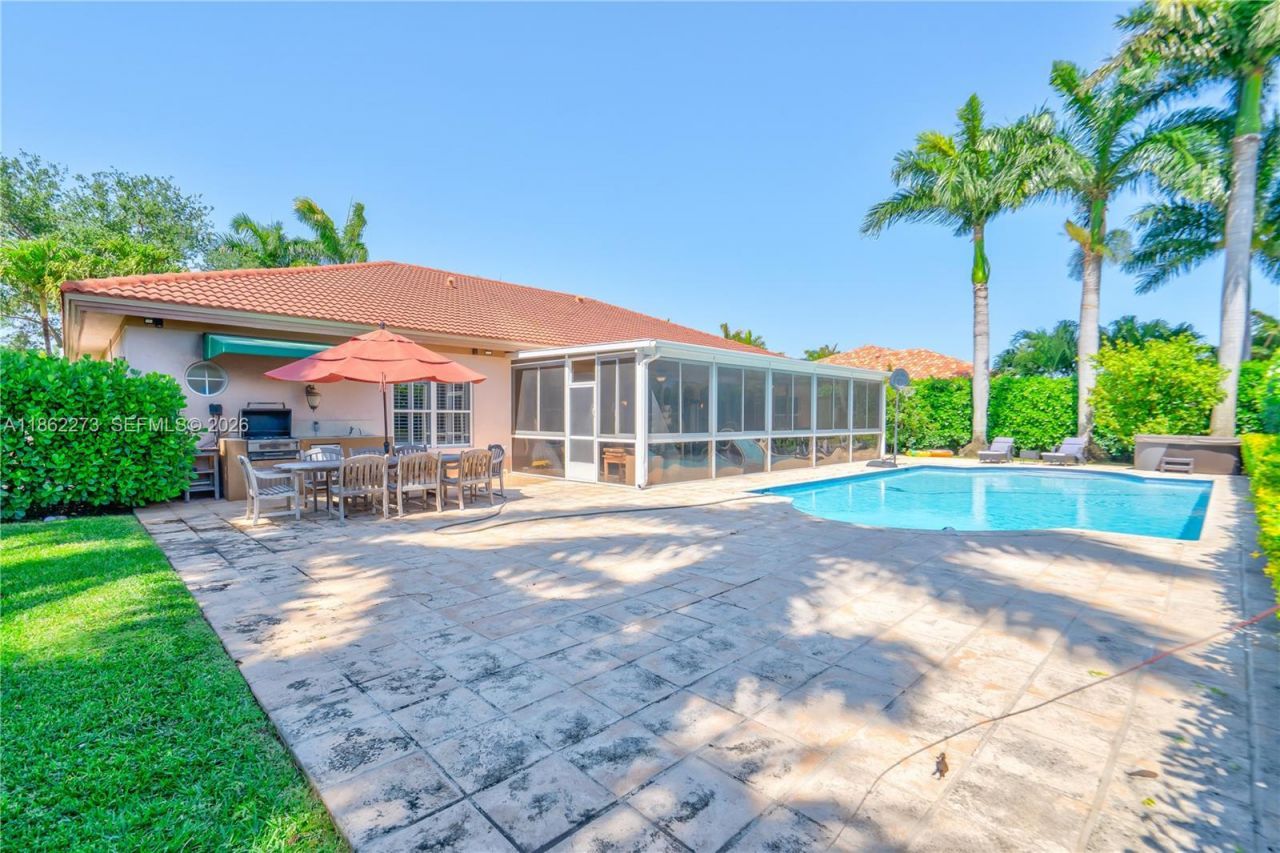 8366 SW 193rd St, Cutler Bay, FL 33157 Photo