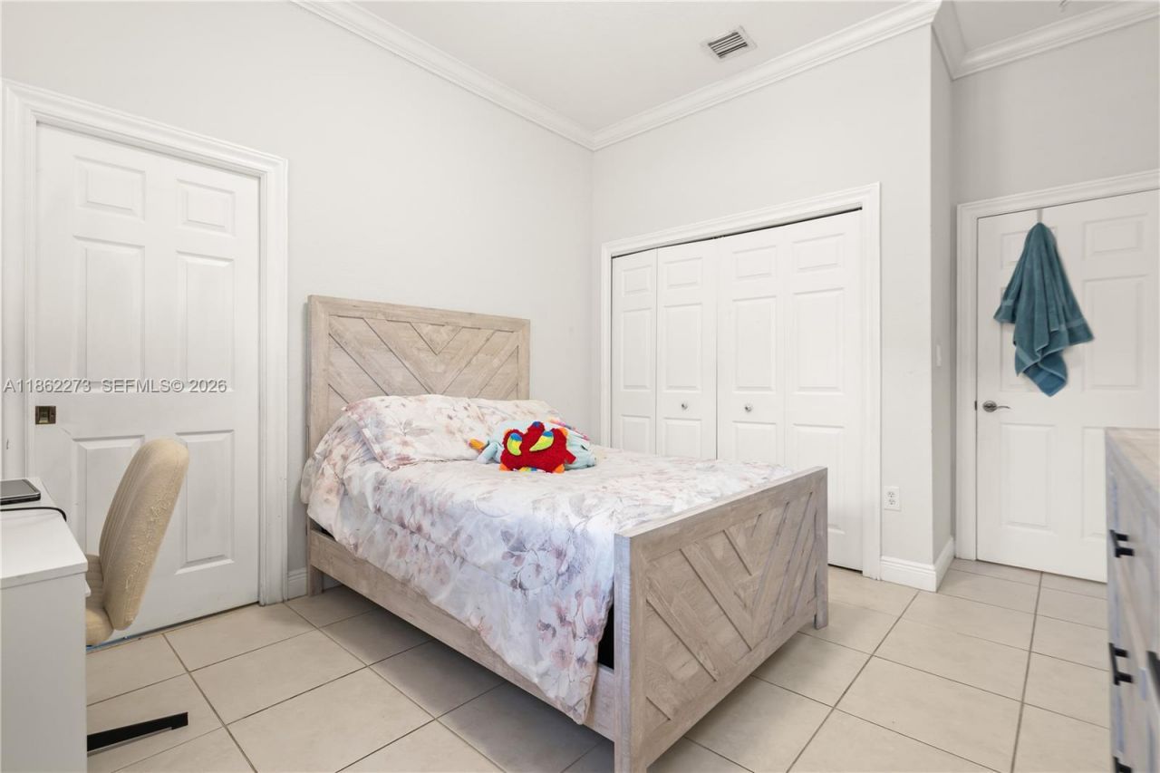 8366 SW 193rd St, Cutler Bay, FL 33157 Photo