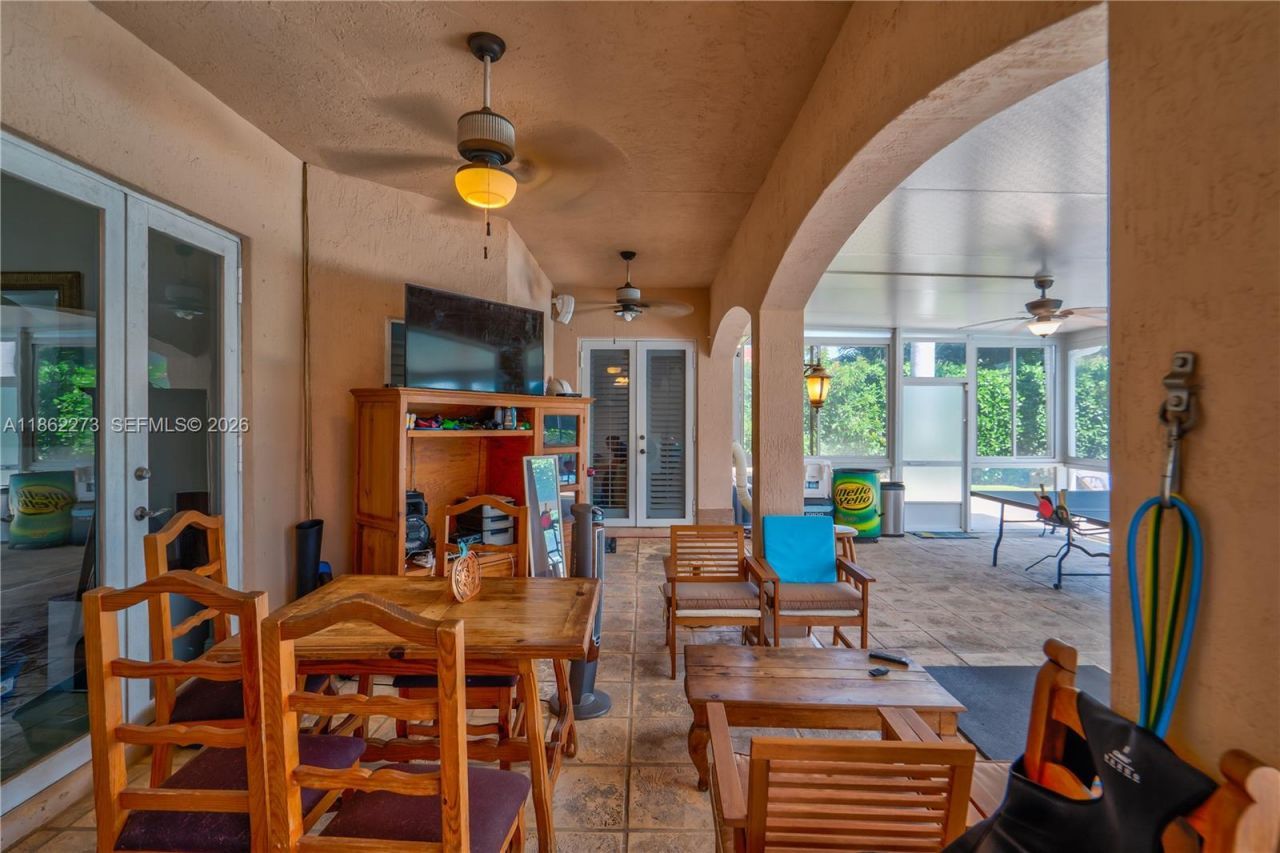 8366 SW 193rd St, Cutler Bay, FL 33157 Photo