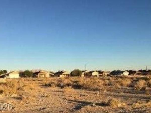 01 West, North Las Vegas, NV 89032