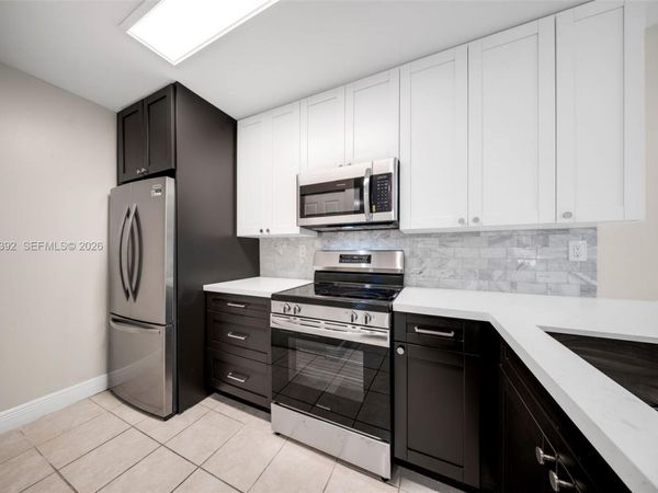 15620 SW 80th St, Unit H-101, Miami, FL 33193