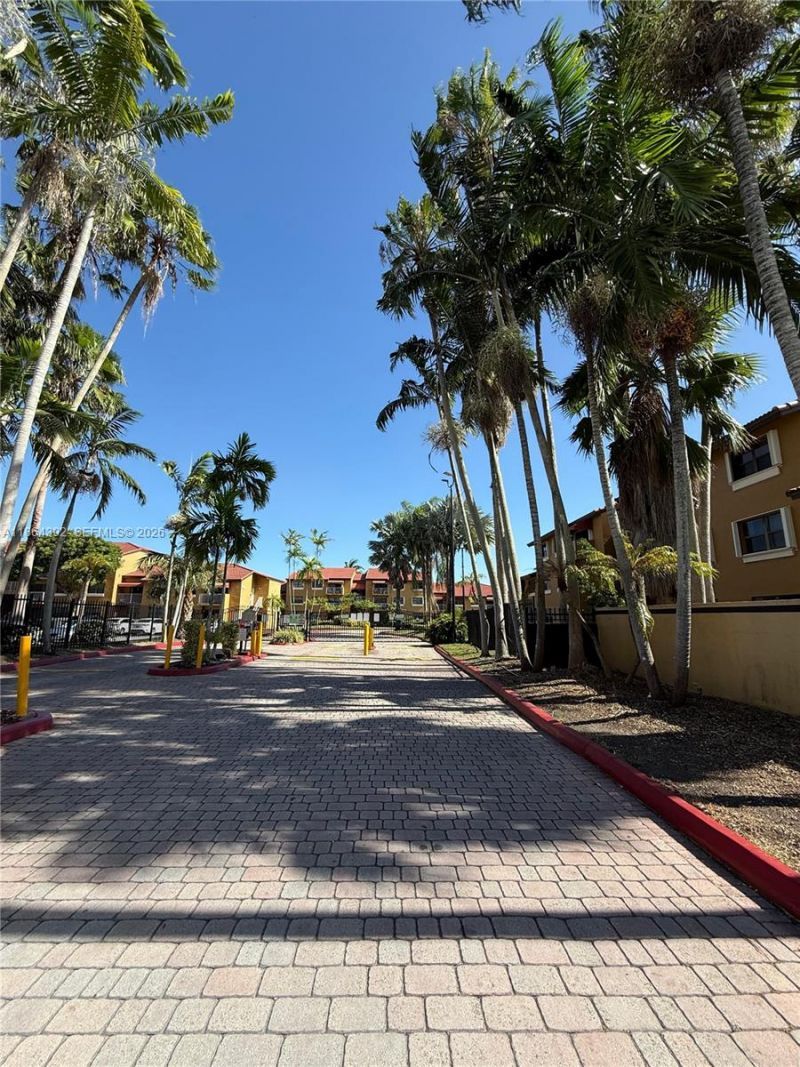 15620 SW 80th St, Unit H-101, Miami, FL 33193 Photo