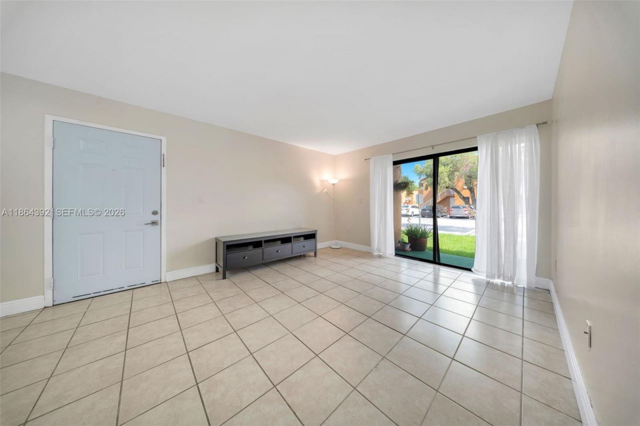 15620 SW 80th St, Unit H-101, Miami, FL 33193 Photo
