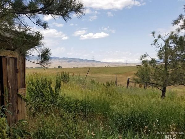 2277 Keithley Creek Rd, Midvale, ID 83645