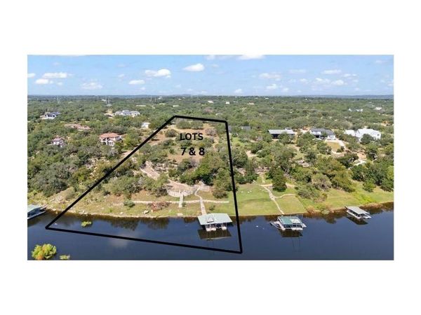 1517 Likeness RD, Spicewood, TX 78669