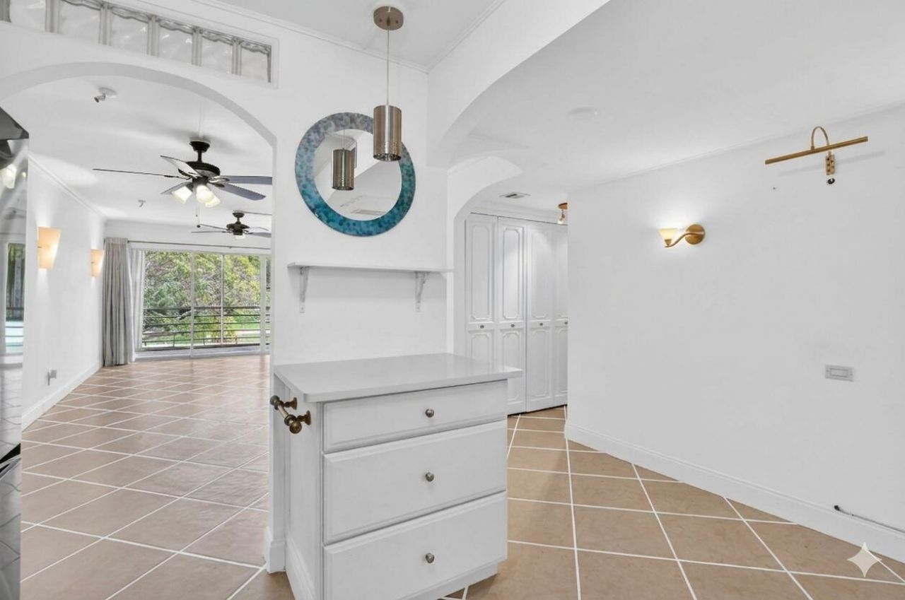 769 Jeffery Street, Unit 2-203, Boca Raton, FL 33487 Photo