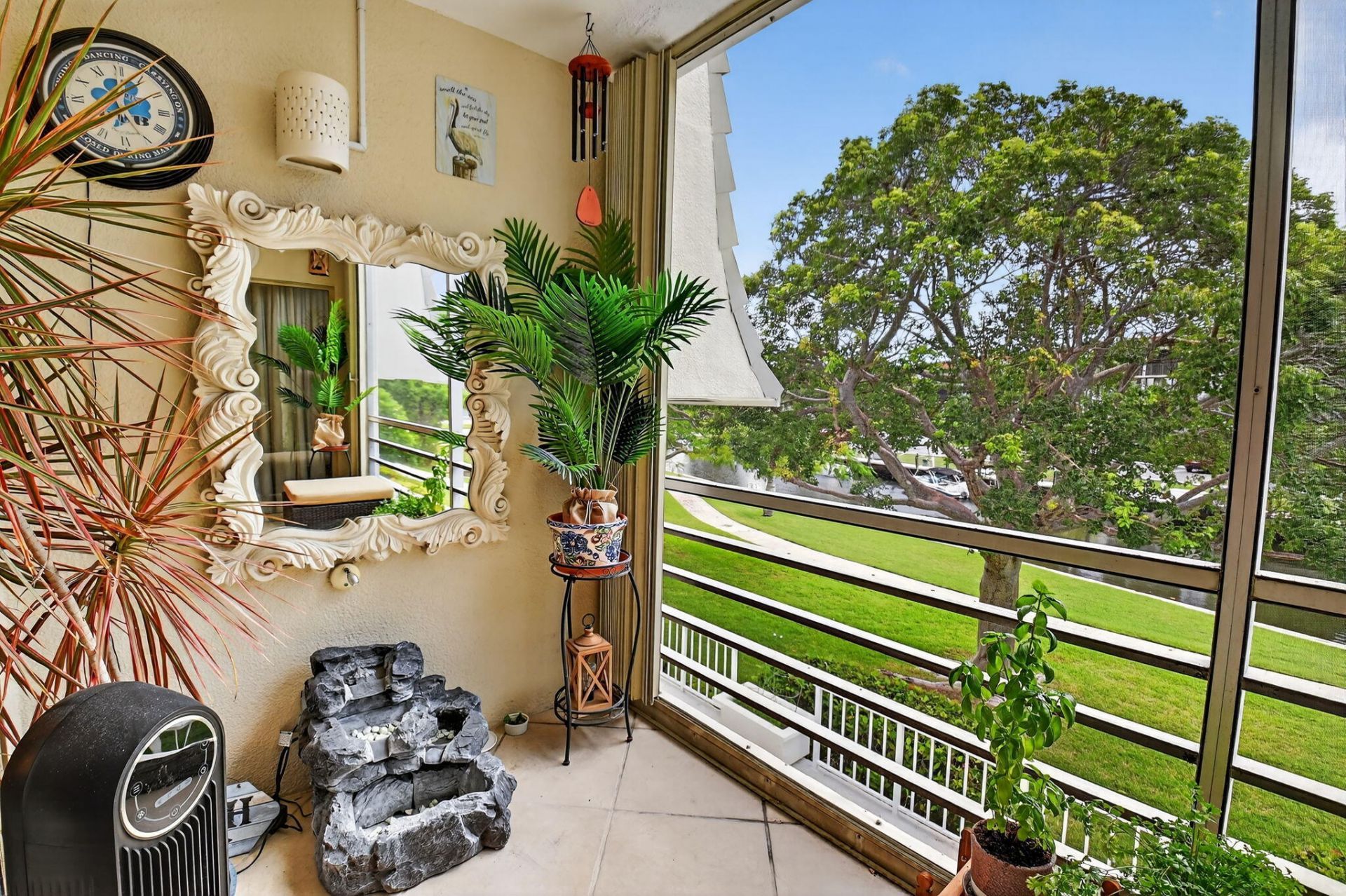 769 Jeffery Street, Unit 2-203, Boca Raton, FL 33487 Photo