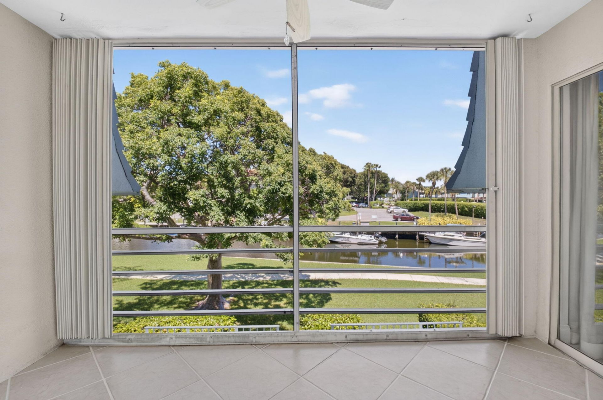 769 Jeffery Street, Unit 2-203, Boca Raton, FL 33487 Photo