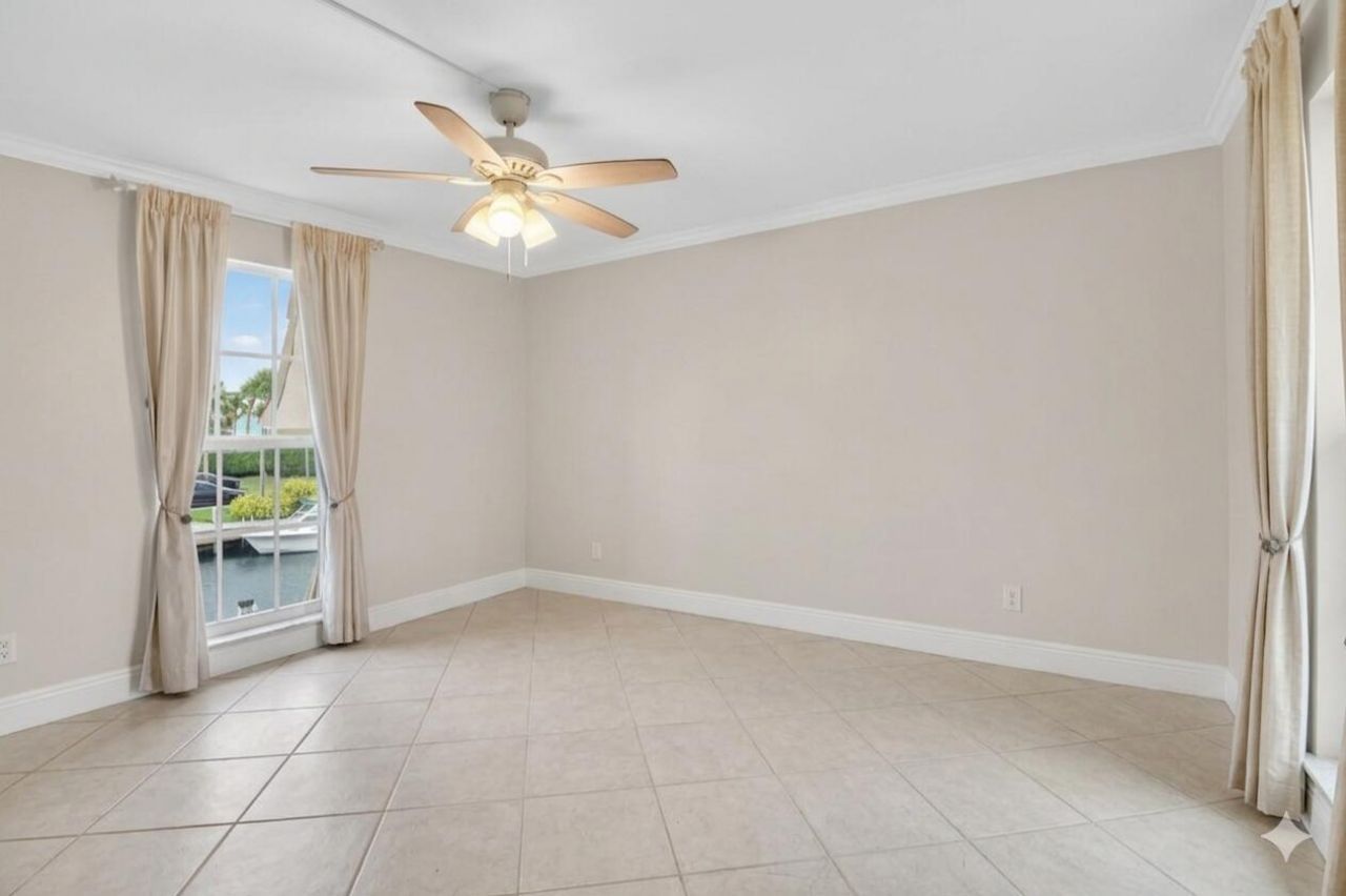 769 Jeffery Street, Unit 2-203, Boca Raton, FL 33487 Photo