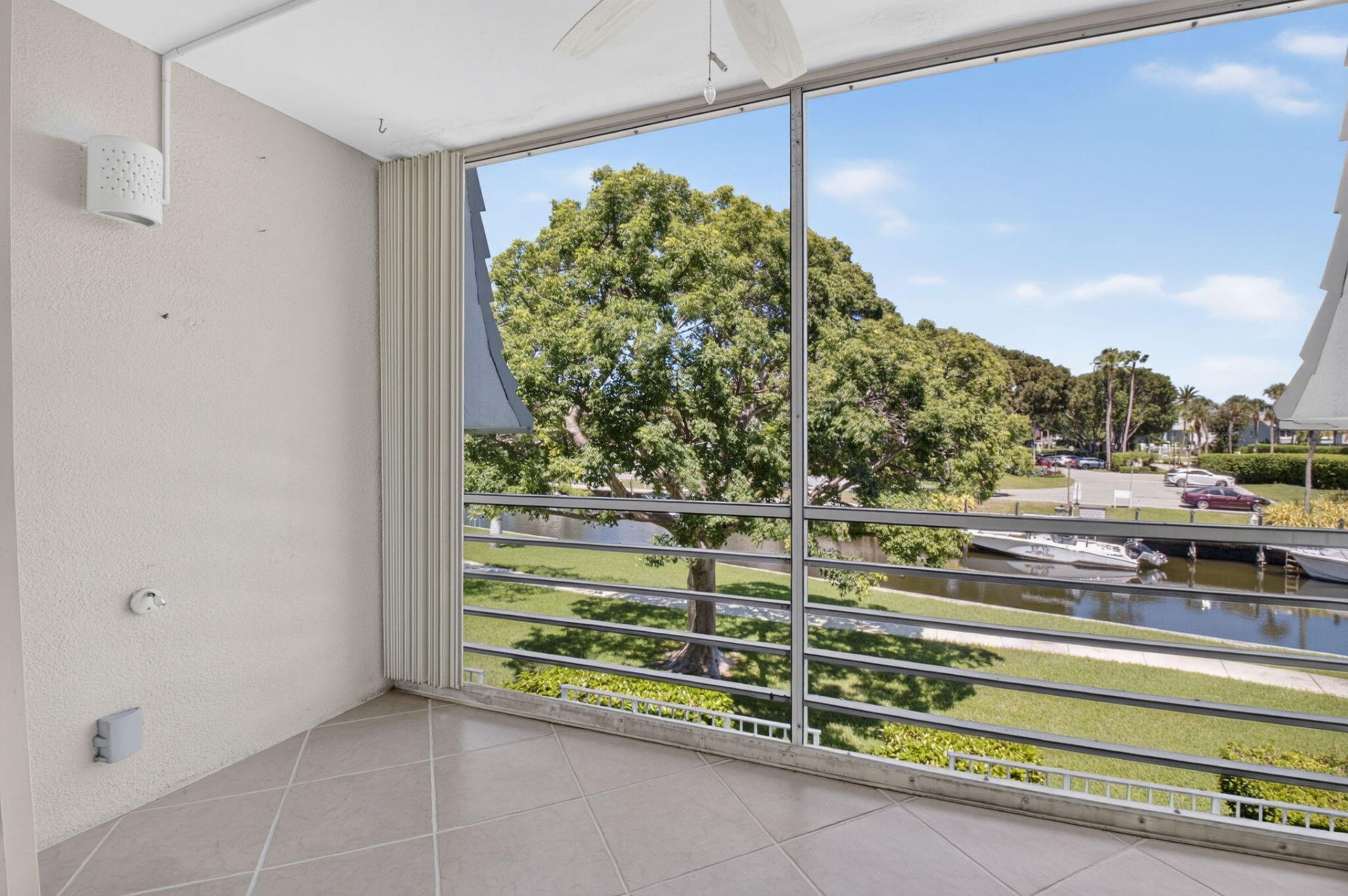 769 Jeffery Street, Unit 2-203, Boca Raton, FL 33487 Photo