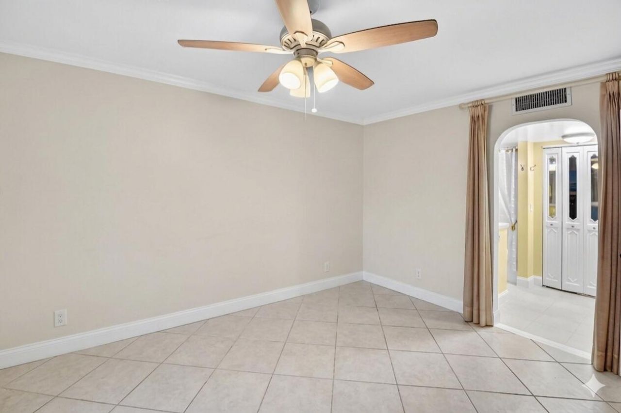 769 Jeffery Street, Unit 2-203, Boca Raton, FL 33487 Photo