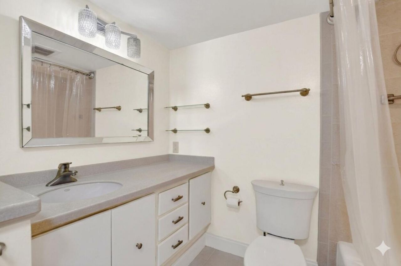 769 Jeffery Street, Unit 2-203, Boca Raton, FL 33487 Photo