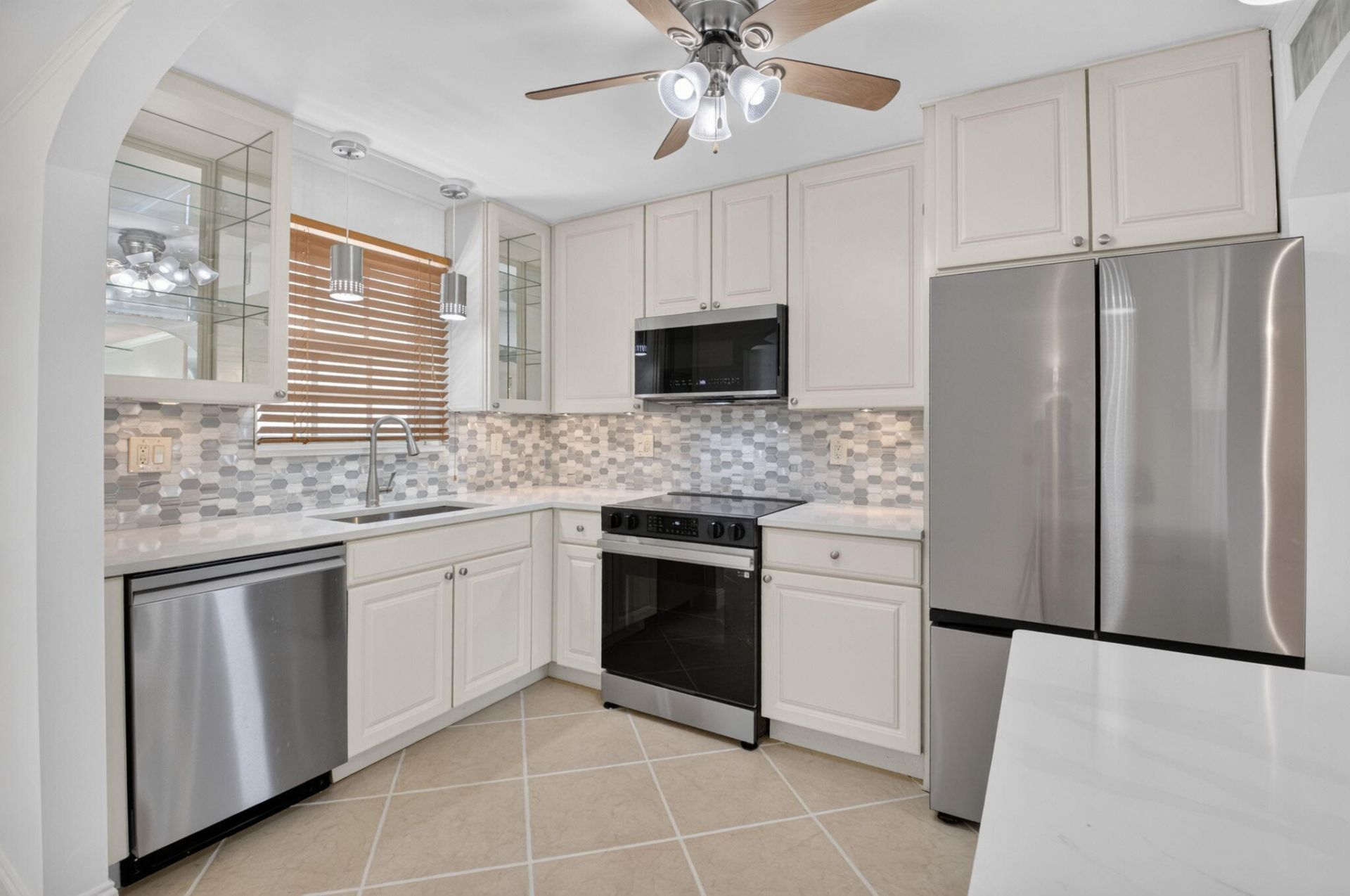 769 Jeffery Street, Unit 2-203, Boca Raton, FL 33487 Photo